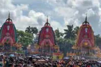 The three chariots of the Rath Yatra before a large crowd